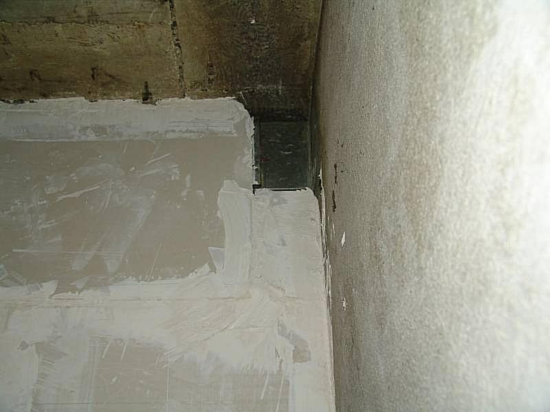 17.07.2004
...un gros trou qu'on avait demandé de boucher...
